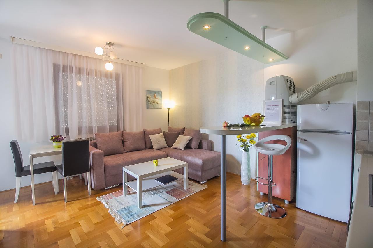 Stan Na Dan Banja Luka Lägenhet Exteriör bild