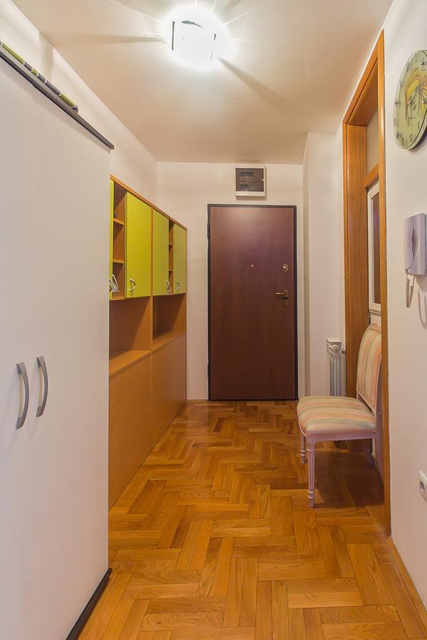 Stan Na Dan Banja Luka Lägenhet Exteriör bild