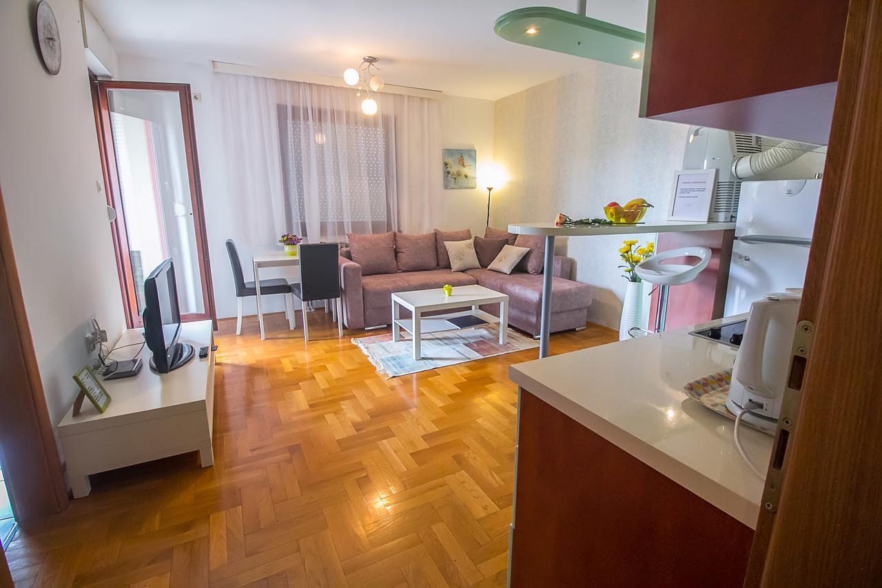 Stan Na Dan Banja Luka Lägenhet Exteriör bild