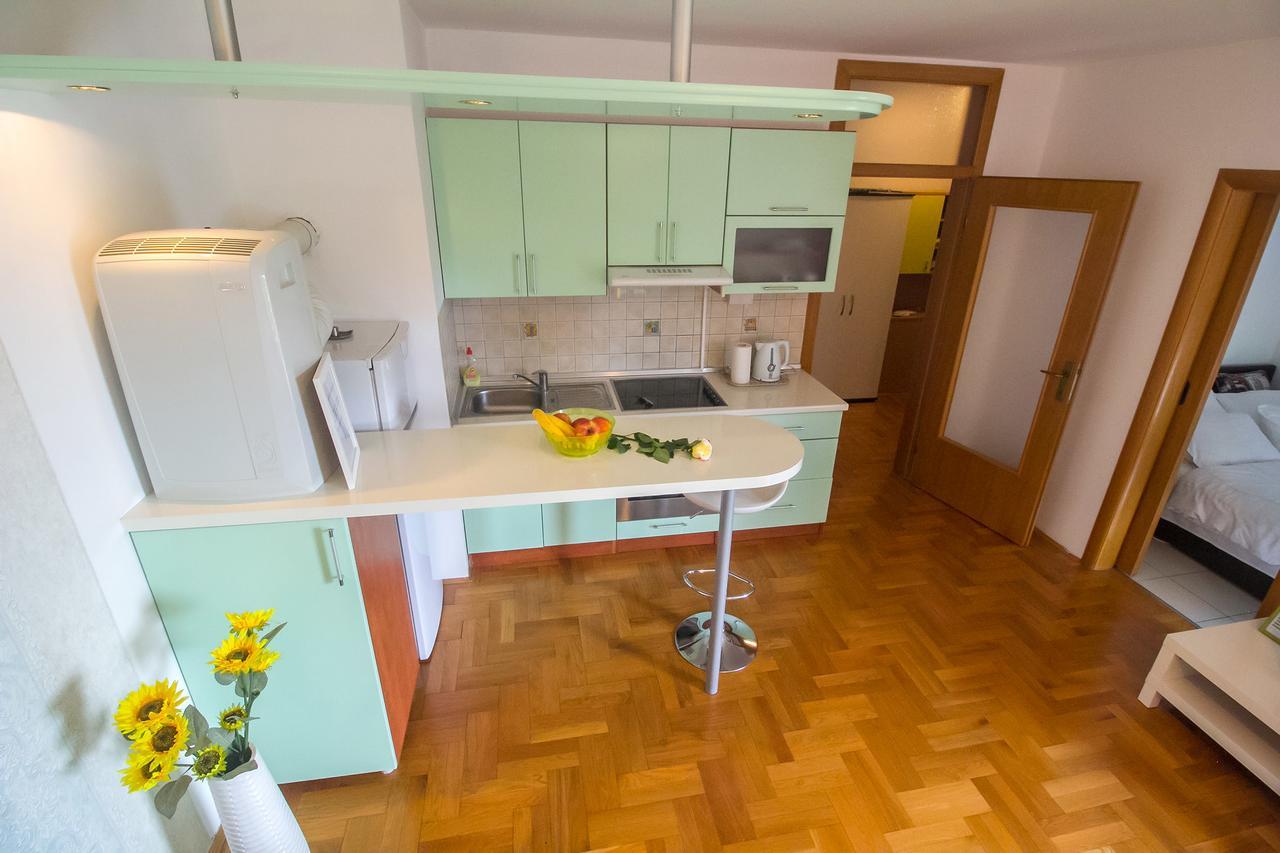 Stan Na Dan Banja Luka Lägenhet Exteriör bild