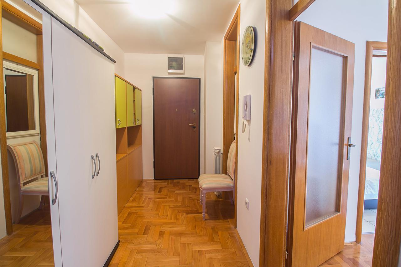 Stan Na Dan Banja Luka Lägenhet Exteriör bild